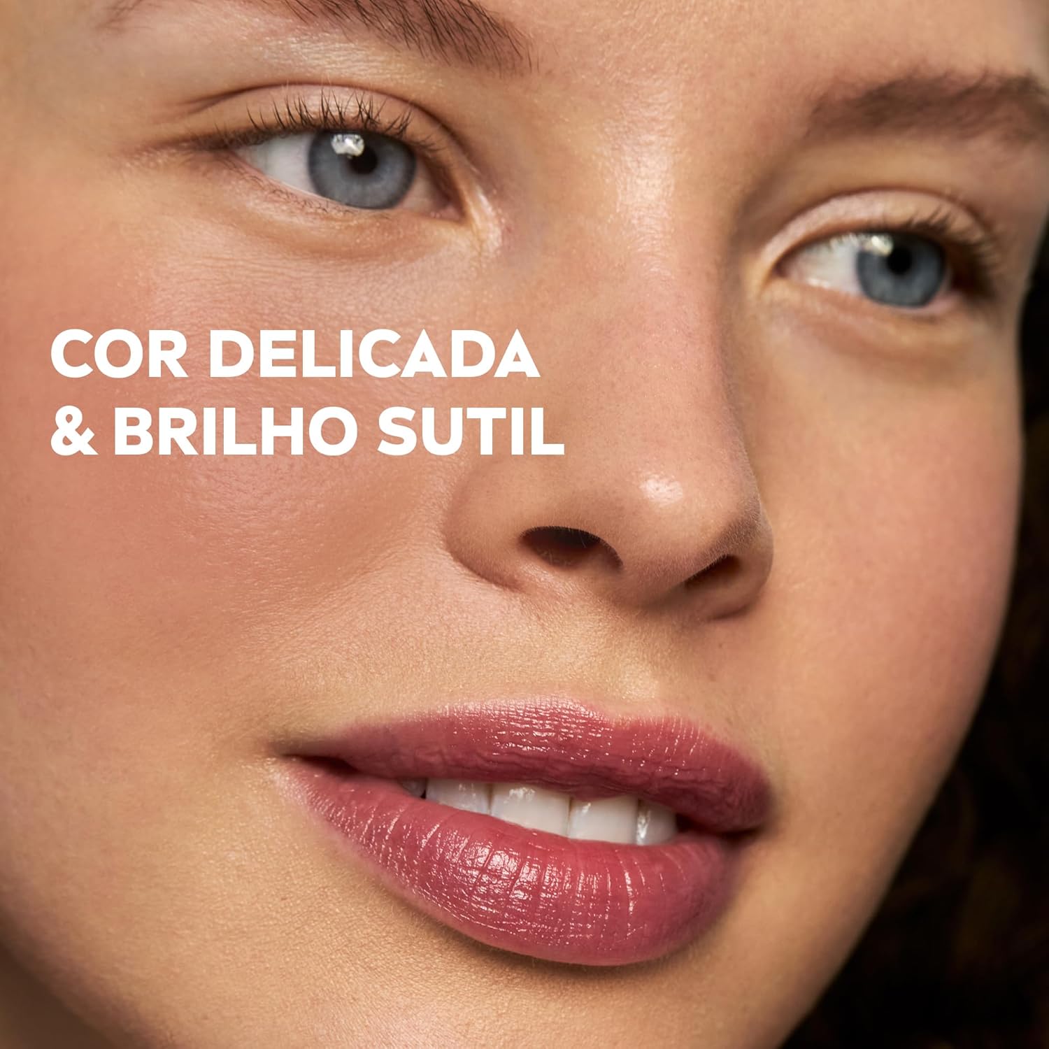 NIVEA Hidratante Labial Amora Shine 4,8g, Hidratação Intensa 24h, Cor Suave, Brilho Delicado, Cuidado Diário, Manteiga de Karité - Imagem 3