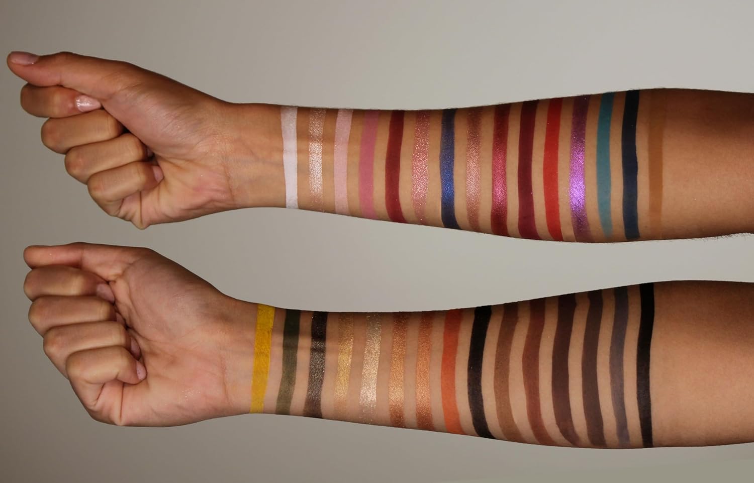 Catharine Hill Paleta de Sombras 30 Cores 1017/C1 18 Opacas 7 Cintilantes 5 Duochromes Alta Fixação Pigmentação Intensa - Imagem 8