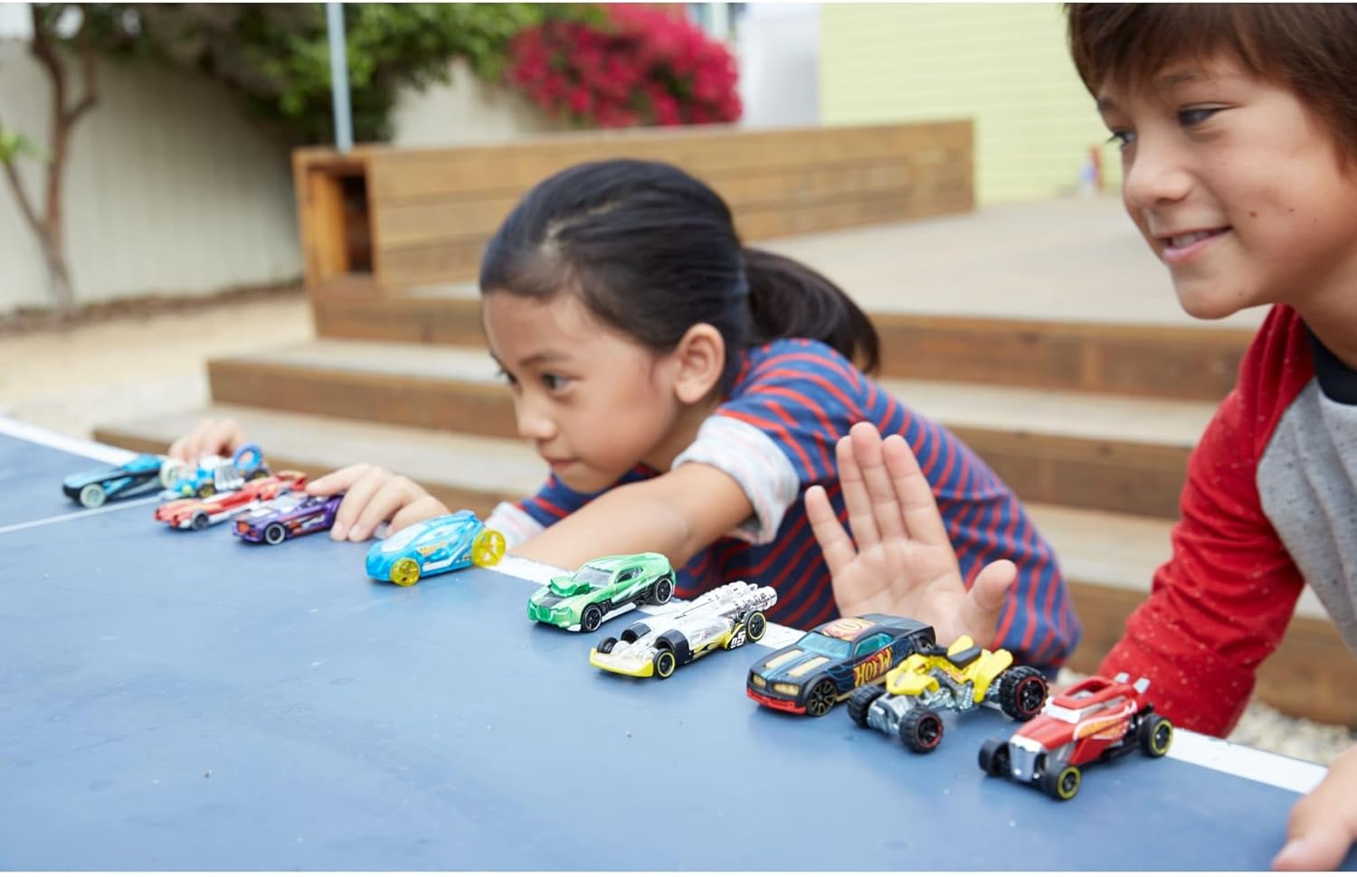 Pacote 5 Carros Sortidos, Hot Wheels, Mattel, Multicor - não é possível escolher as cores - Imagem 3