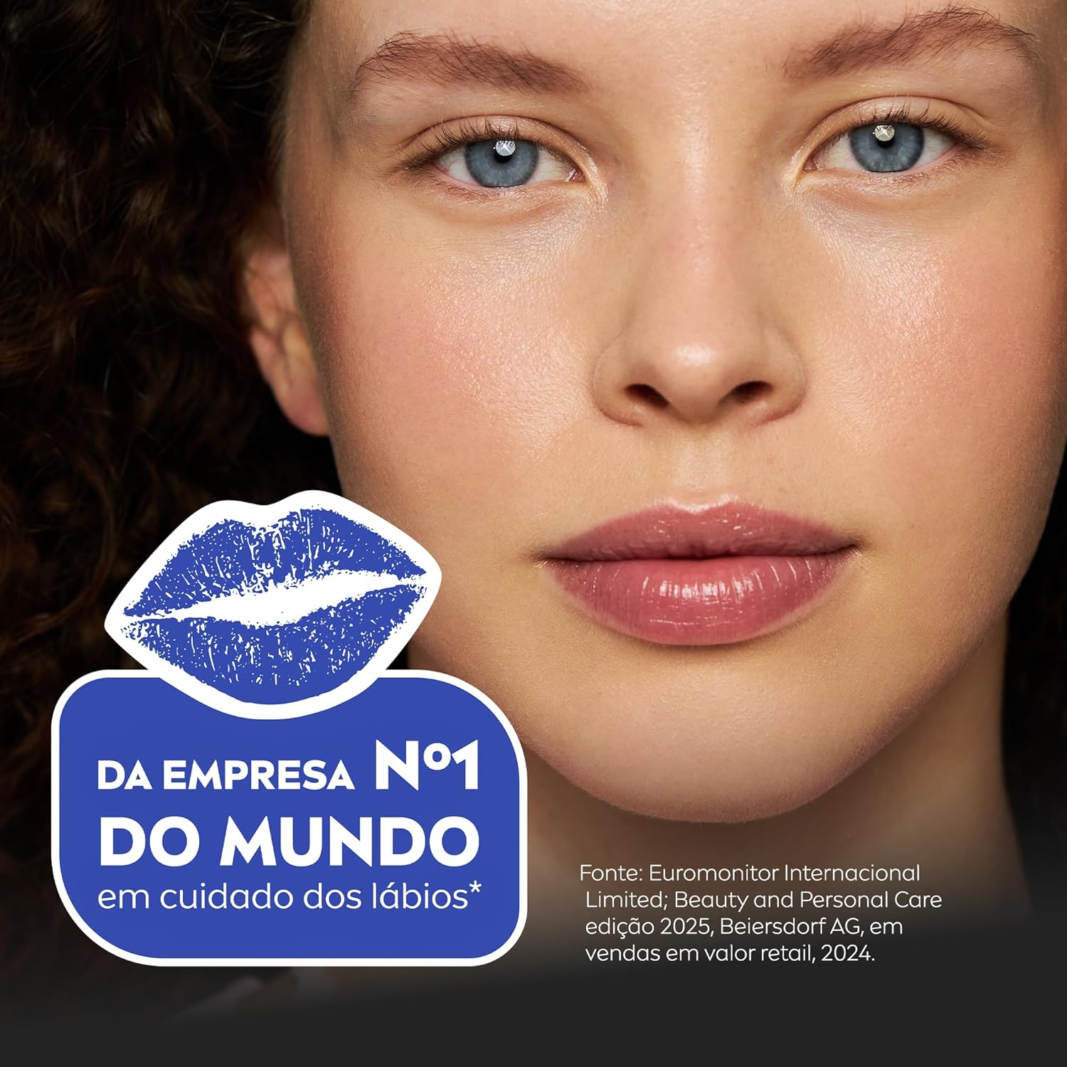 NIVEA Hidratante Labial Ultra Hialurônico 5,2g, Hidratação Profunda 24h, Lábios Macios, Ácido Hialurônico, Efeito Volume Imediato - Imagem 8
