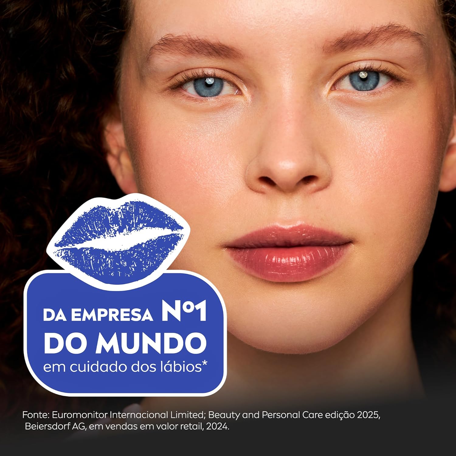 NIVEA Hidratante Labial Amora Shine 4,8g, Hidratação Intensa 24h, Cor Suave, Brilho Delicado, Cuidado Diário, Manteiga de Karité - Imagem 7