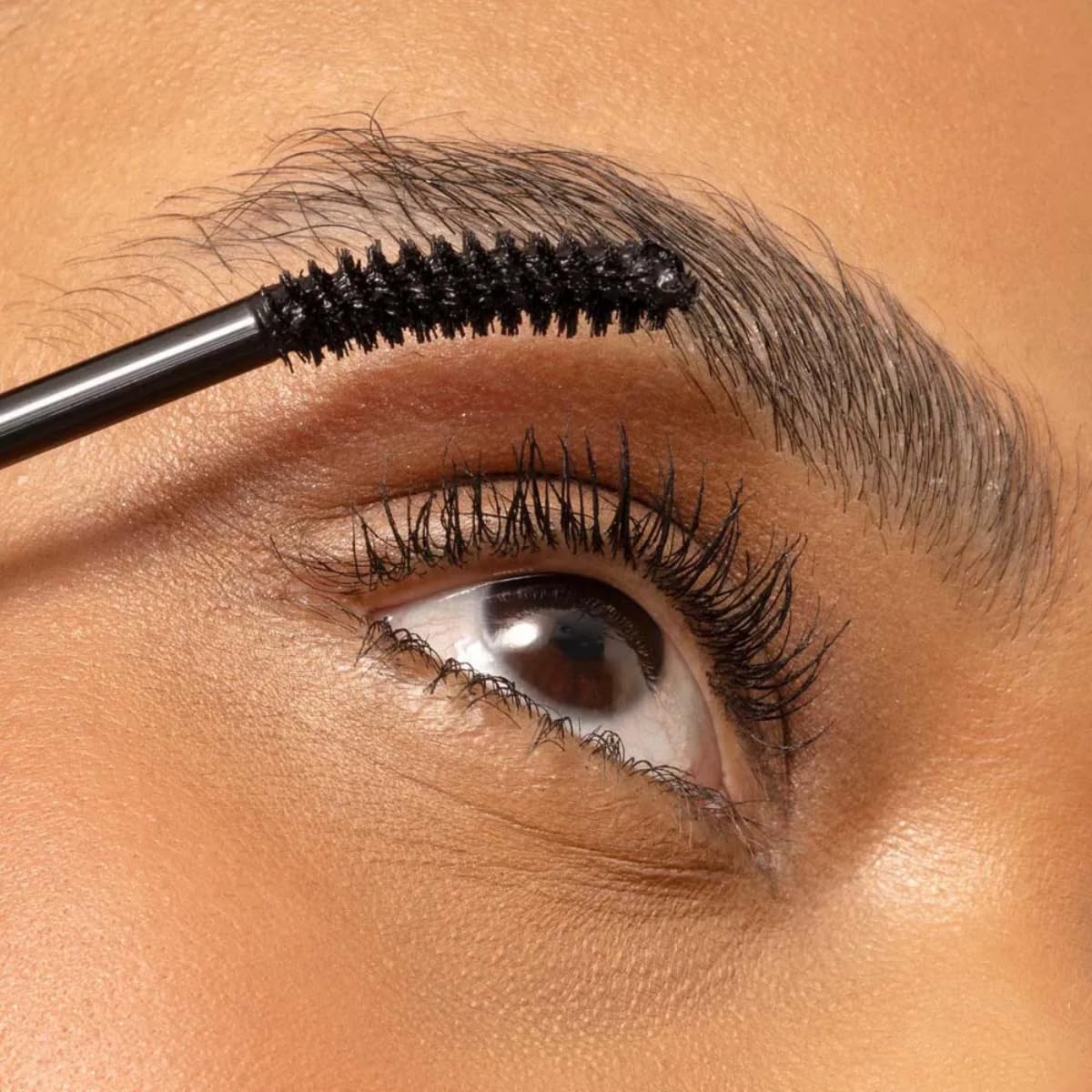 MASCARA DE CILIOS MAGIC CURL PRETA COM CURVATURA MASTER KNY - Imagem 4