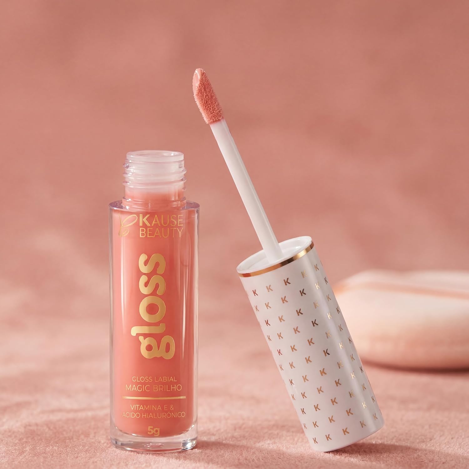 Gloss Labial Cristal Clear Kause Be | Brilho Natural com Ácido Hialurônico e Vitamina E | Hidratante, Textura Confortável e Não Pegajosa | Pode Usar Sozinho ou Sobre Batom (Nude Seduction -) - Imagem 2