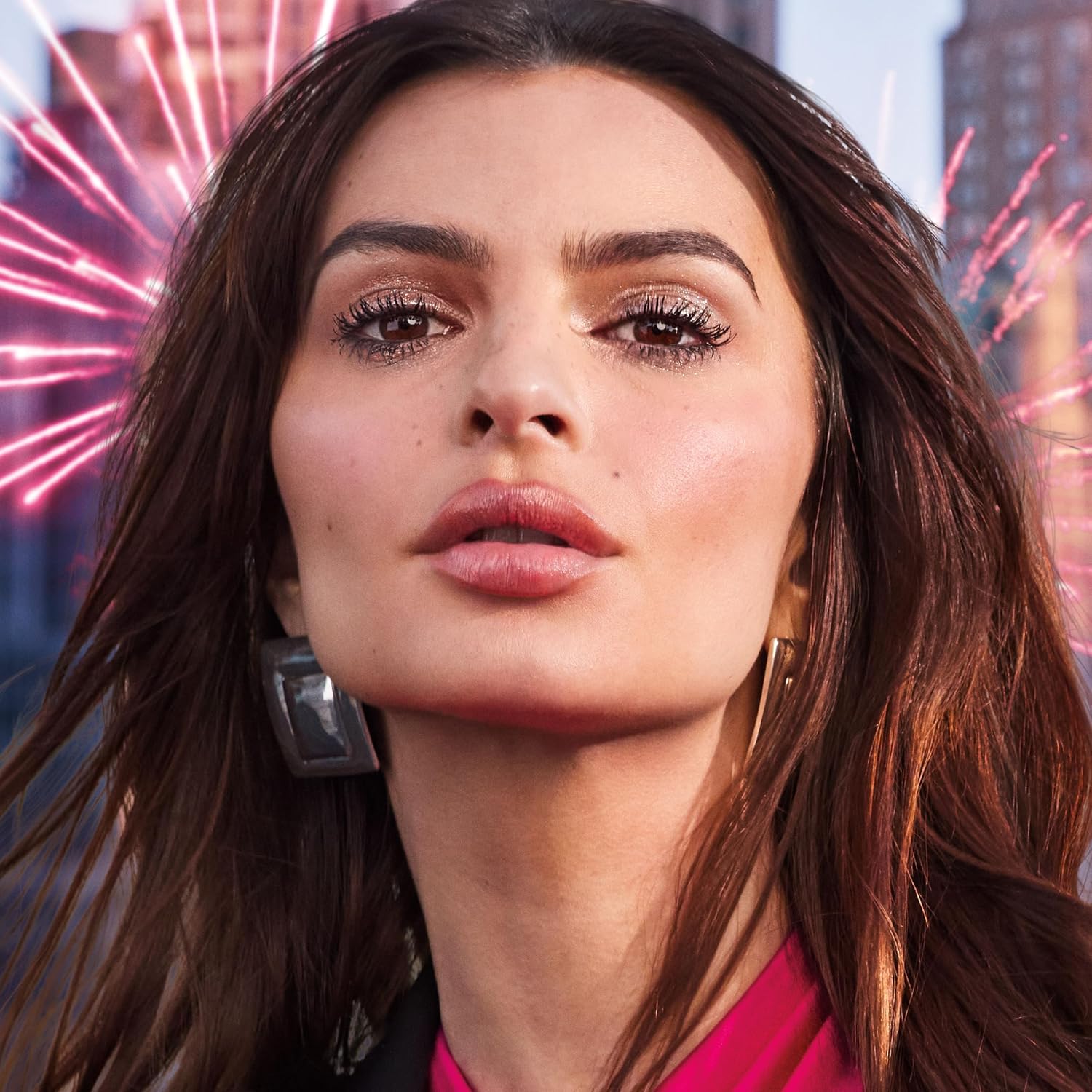 Maybelline NY Lash Sensational Firework Máscara de Cílios À Prova D'Água, Efeito Cílios Postiços, Alongamento Fio a Fio, Longa Duração, Cílios Longos, Volumosos e Definidos - Imagem 7