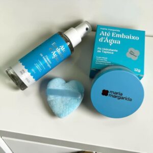 Maria Margarida Kit 2 Produtos Pó Solto Hidratante de Tapioca + Fixador de Maquiagem e Esponja de Presente (Pó 03)