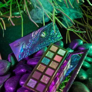 Whats Up Beauty - Dragon Eye Eyeshadow Palette Talc Free Clean Cruelty Free Made in Italy Makeup