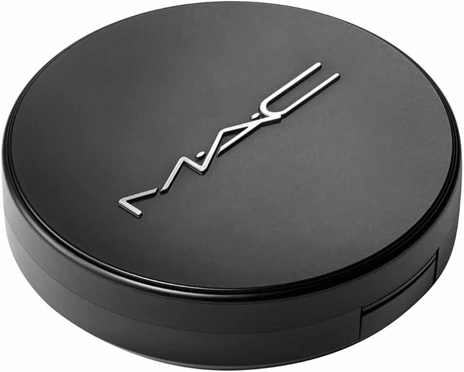 MAC Cosmetics New Formula Studio Fix Powder Plus Foundation 24HR Oil Control NW20 - Imagem 5