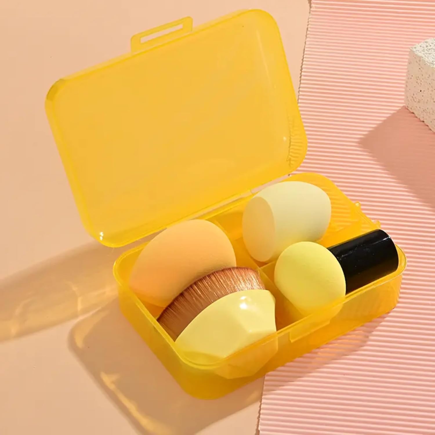Kit Pincéis e Esponjas para Maquiagem Profissional com Estojo – 1 Pincel Kabuki Hexagonal, 1 Esponja Cogumelo, 2 Esponjas Gota 3D – Aplicação de Base, Corretivo, Contorno, Pó, Blush e Iluminador - Imagem 4