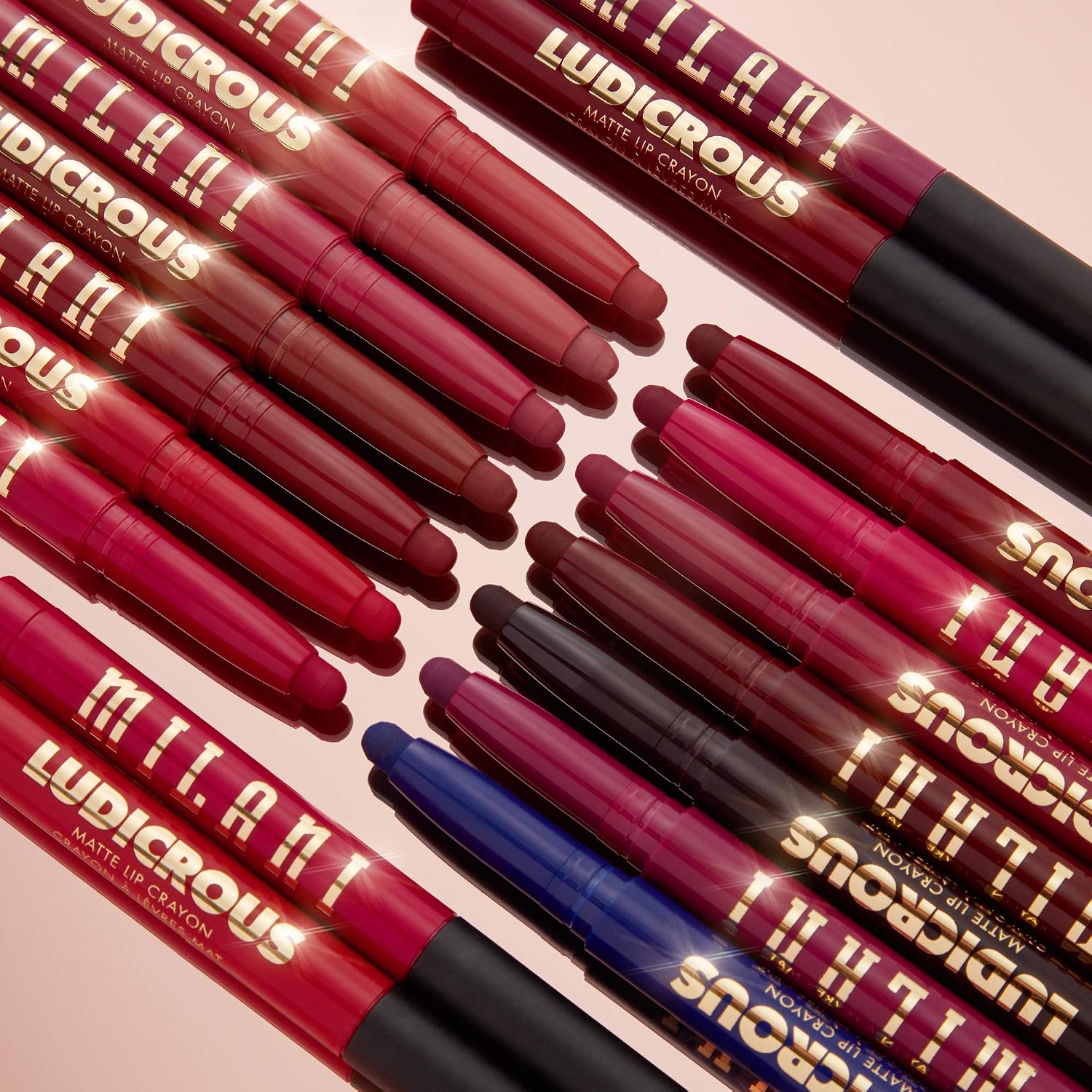Lápis labial Ludicrous (110 sem toque de recolher) - Cor labial cremosa a fosca de longa duração, fórmula deslizante, vegano e livre de crueldade - Imagem 6